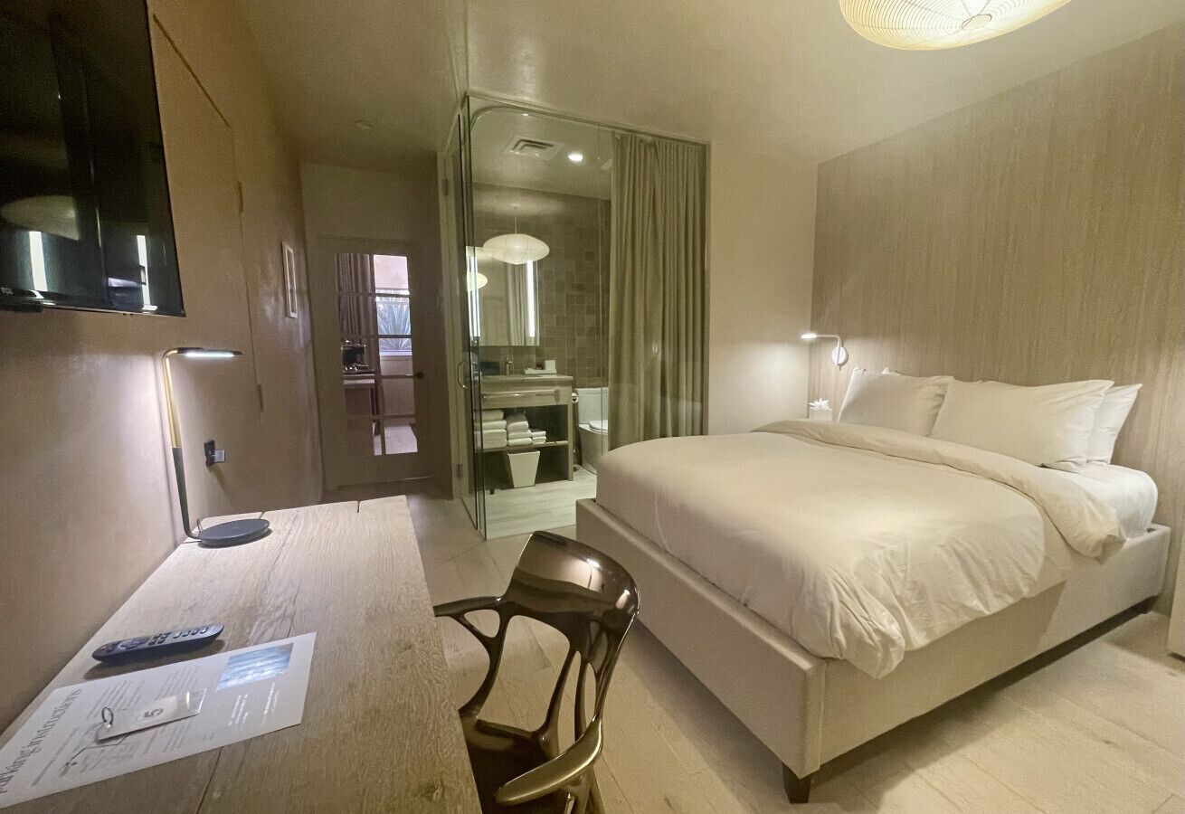 3 chambres, bureau, fer et planche à repasser, Wi-Fi gratuit