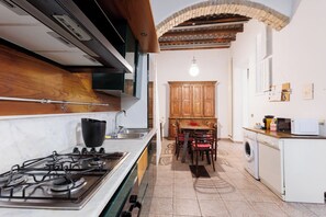 Apartment, 3 Bedrooms | Private kitchen | Shared fridge, microwave, highchair - Navona Glamour Apartment (Rome)