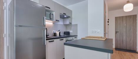 Fridge, microwave, oven, dishwasher