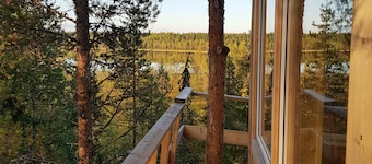 Aurora Lodge