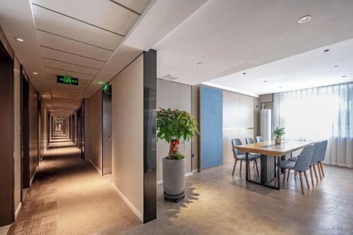 Home Inn Neo (Quanzhou Bell Tower West Street)