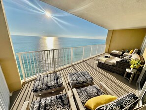 Property grounds - Beach-Front Corner Unit Condo, Huge & Comfortable Balcony, Free Beach Service (Panama City Beach)