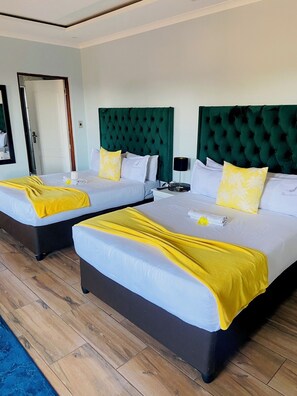 Comfort Double or Twin Room, Balcony, Pool View | Individually decorated, individually furnished, desk, laptop workspace - Airport Imperial Guest House (Kempton Park)