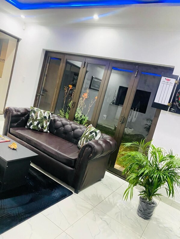 Reception - Airport Imperial Guest House (Kempton Park)