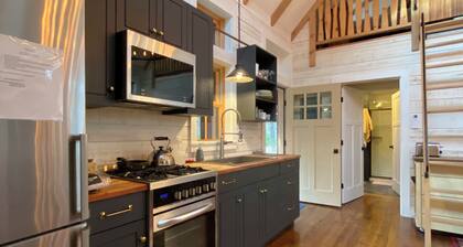 Marsden Cottage - custom-built exquisite cottage located in Southwest Harbor, Me