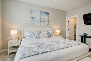 4 bedrooms, iron/ironing board, Internet, bed sheets