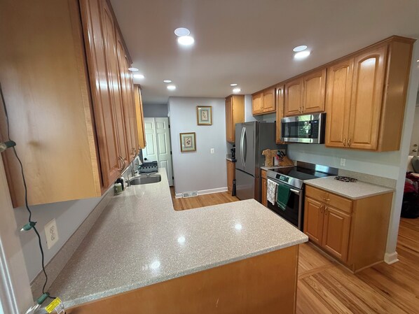 Fridge, microwave, oven, dishwasher