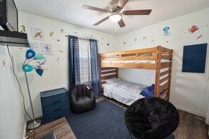 3 bedrooms, iron/ironing board, travel crib, WiFi