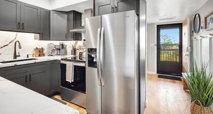 Lake View -Fresh & New-Bass N Sun-Pool-King Bed