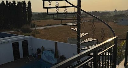 H&R Paradise Villa