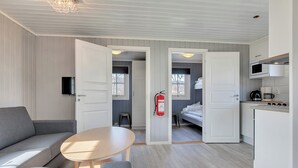 Comfort Cabin, Patio, Partial Sea View | Living area - Ballangen Camping (Narvik)