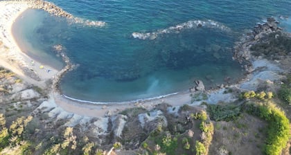 Villa Domus Achea -Geschichte, Natur und Meer