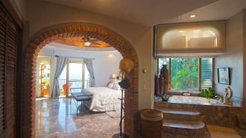 3 bedrooms, iron/ironing board, travel crib, free WiFi