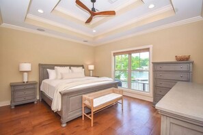 3 bedrooms, iron/ironing board, travel cot, WiFi