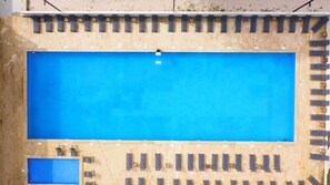 Seasonal outdoor pool - Reserve Resort Lagodekhi (Lagodekhi)