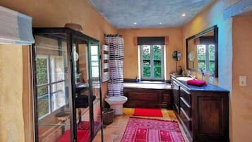 Double Room | Bathroom