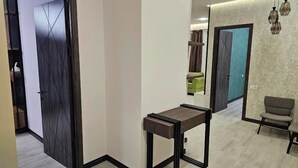 Luxury Apartment, City View | 2 bedrooms, blackout drapes, WiFi (free) - Lux Gyumri (Gyumri)