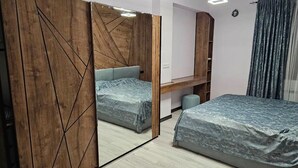 Luxury Apartment, City View | 2 bedrooms, blackout drapes, WiFi (free) - Lux Gyumri (Gyumri)