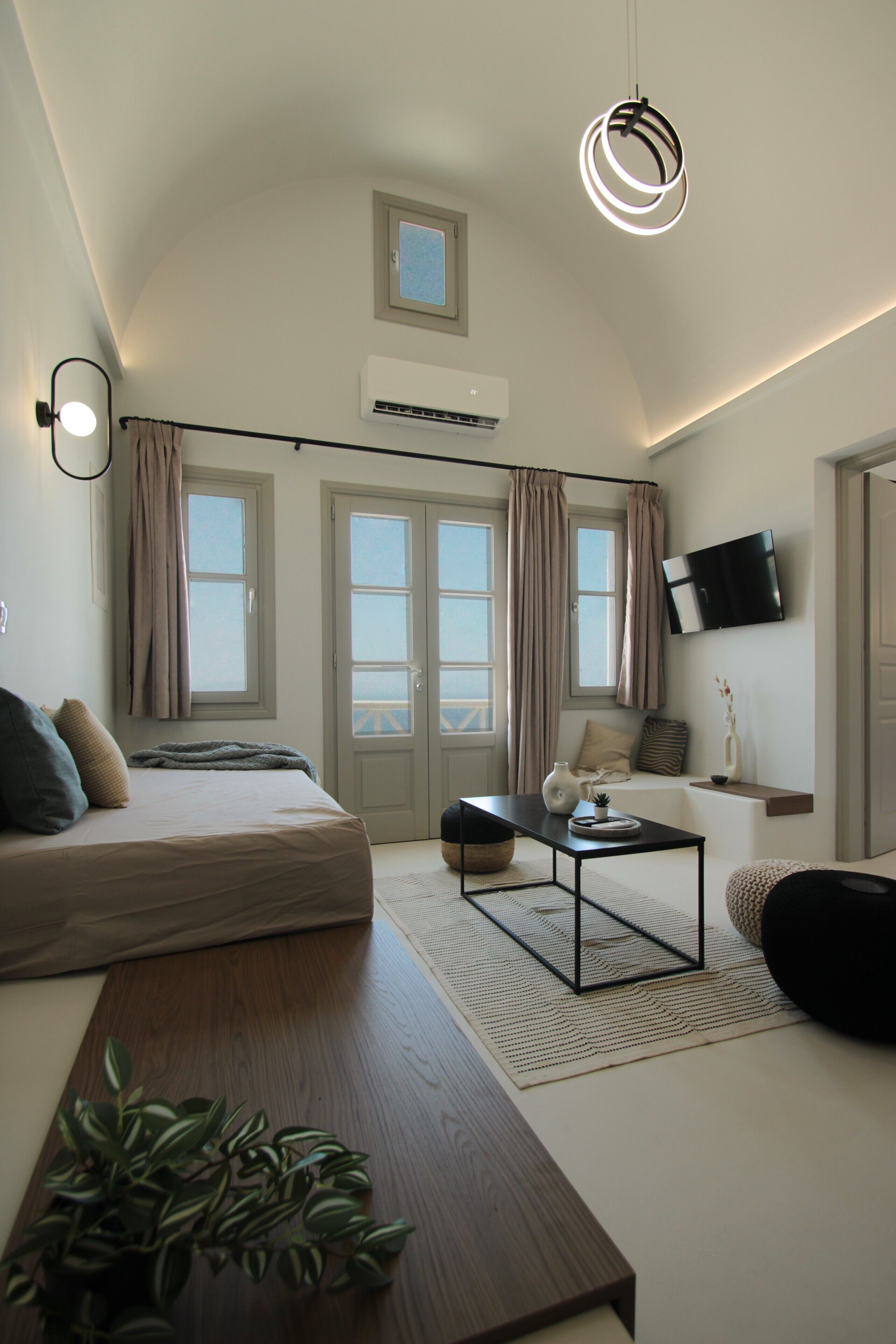 In-room safe, blackout curtains, soundproofing, free WiFi