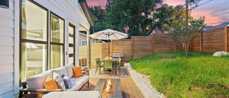 تناول الطعام بالخارج