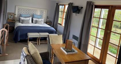 The Studio at historic farm - Farm stay in Sassafras, Australia