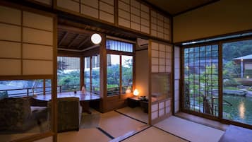 Suite, Non Smoking, Garden View (Hogetsu) | 1 bedroom, minibar, in-room safe, individually decorated