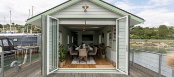 The Pontoon! - Pass the Keys