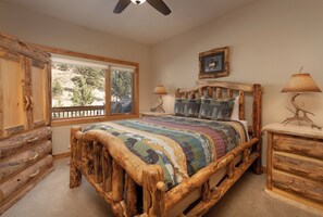 3 bedrooms, iron/ironing board, WiFi, bed sheets - Delightful 3-bedroom townhome on Fall River (Estes Park)