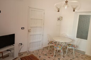 Interior - "La casa del Gabbiano" near the sea in Terrasini (Terrasini)