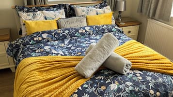 3 chambres, fer et planche Ă repasser, lit parapluie, Wi-Fi