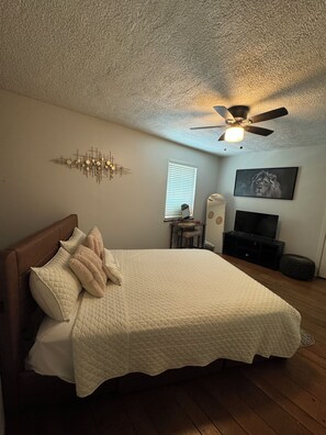 1 makuuhuone, silitysrauta/-lauta, Wi-Fi, vuodevaatteet