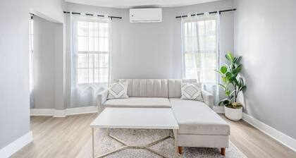 3 Bedrm Apt at Black Rock Suites