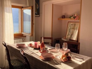 Dining - Casa Oliva Castelletto sul Garda - Natura Pura in Vista Lago (Brenzone sul Garda)