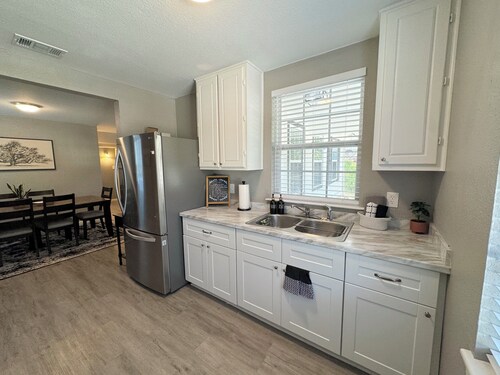 ⚜ Yellow Rose of Waco ⚜ - 1.3mi to Magnolia, 2.3mi to Baylor ⚜