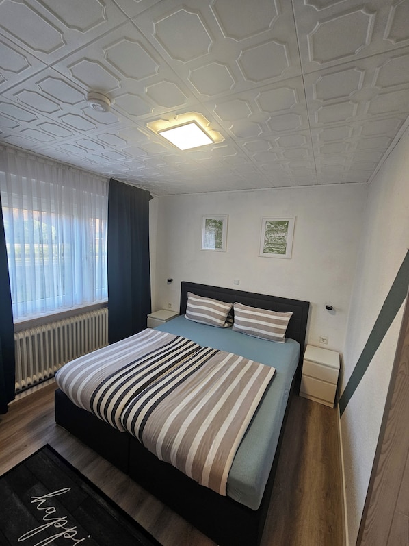 2 chambres, lit de bébé portatif, accès au Wi-Fi (inclus)