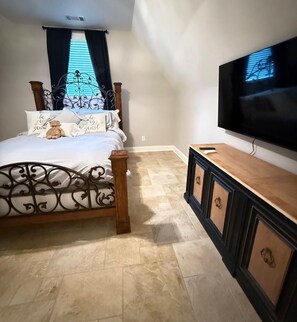 1 bedroom, free WiFi, bed sheets