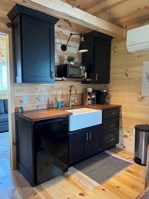 Fridge, microwave, coffee/tea maker, toaster - Dwelling Place - Shalom Cabin with private hot tub, Shalom Cabin (Gays Mills)