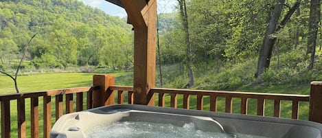 Bain à remous extérieur