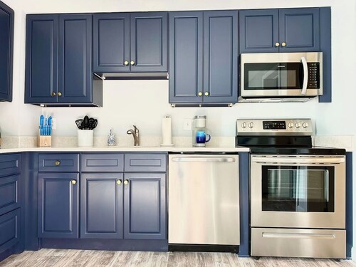 NEW Beachside Wells Beach Condo with Pool