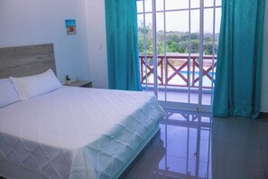 Deluxe Room, Beach View | Laptop workspace, iron/ironing board, free WiFi - Vista Mar (Estero Hondo)