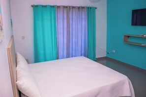 Deluxe Room, Beach View | Laptop workspace, iron/ironing board, free WiFi - Vista Mar (Estero Hondo)