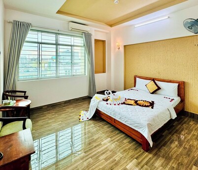 Duc Phuc Hotel