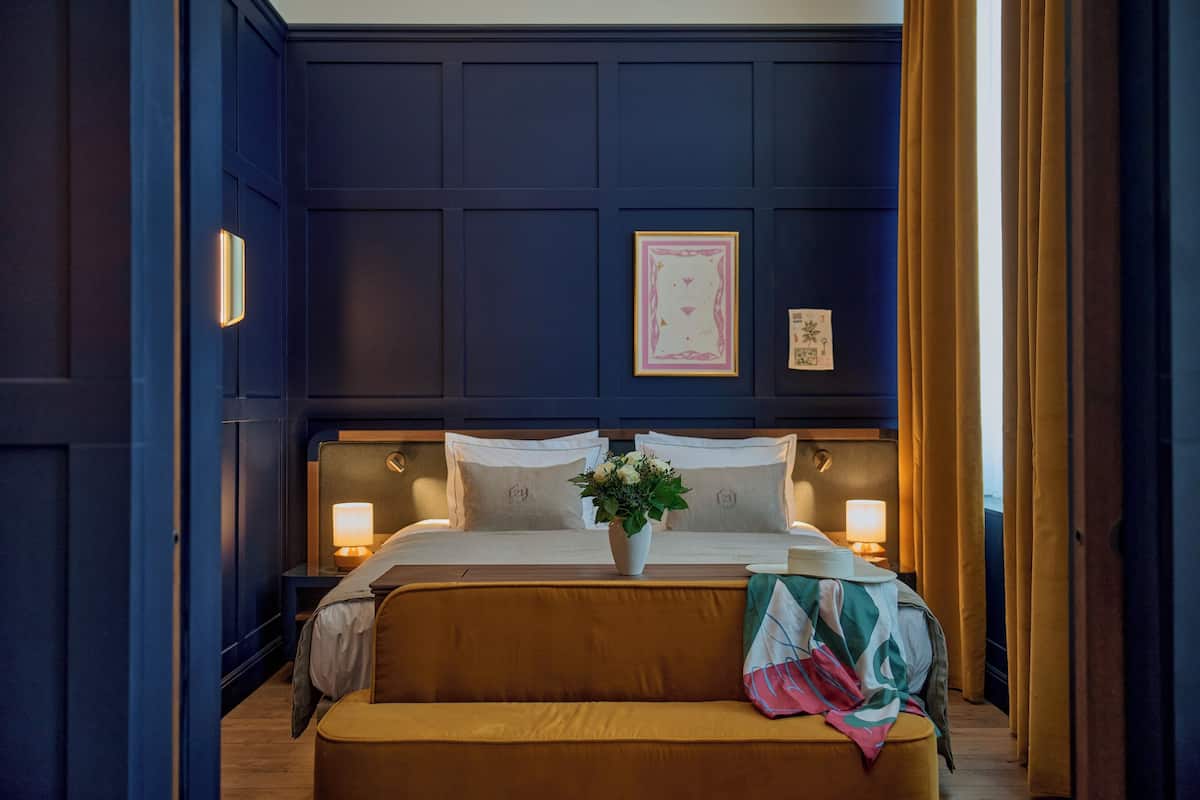 Suite Héloïse | 1 bedroom, minibar, in-room safe, individually decorated