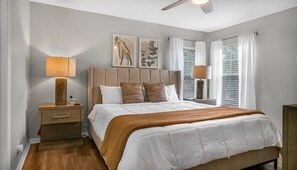 7 slaapkamers, een strijkplank/strijkijzer, wifi, beddengoed