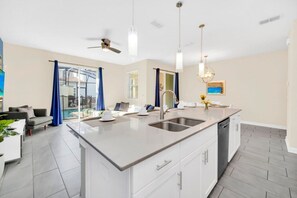 Interior - New Storey Lake 4 Bedroom Townhome With Pool (Kissimmee)