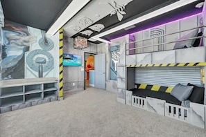 15 bedrooms, iron/ironing board, WiFi, bed sheets