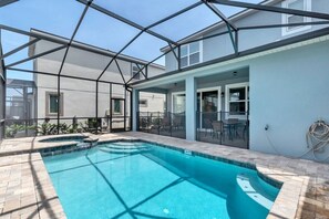 Beheizter Pool