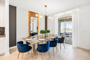 Dining - Ultimate Bespoke 6 Bedroom Champions Gate Pool Villa (Davenport)