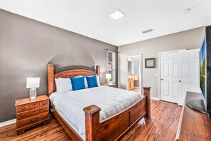 8 bedrooms, iron/ironing board, WiFi, bed sheets