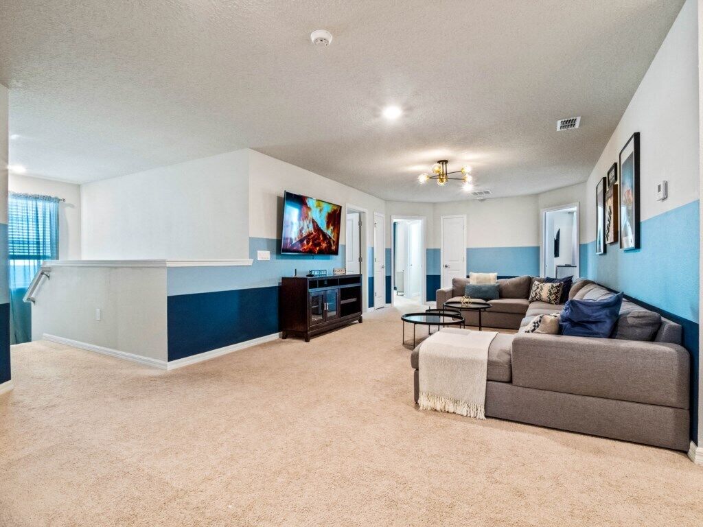 2031-lelani-cir--davenport--fl-33897-extra---09.jpg